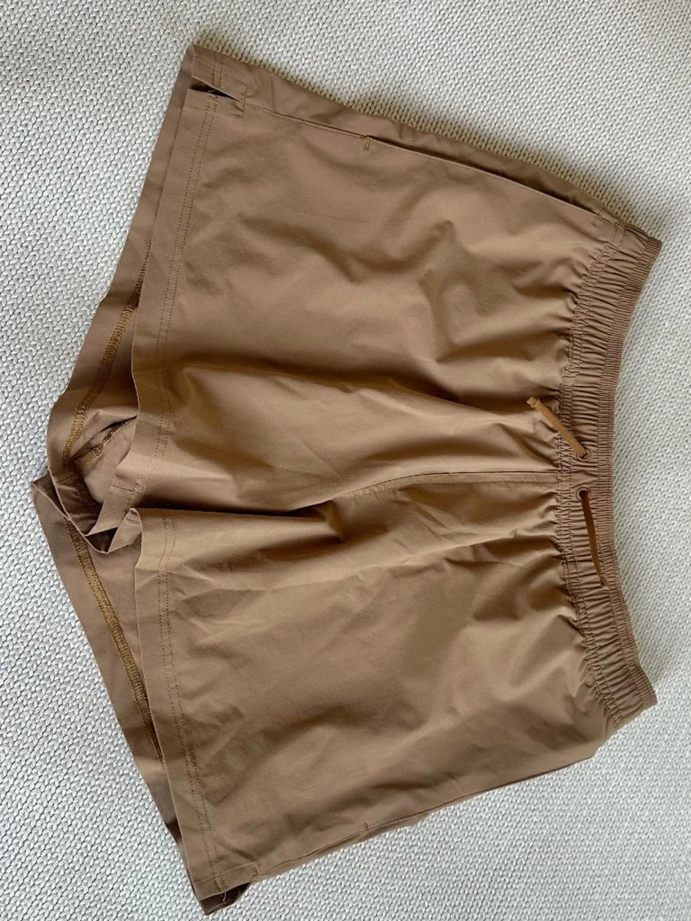 charlie beach short - excellent condition